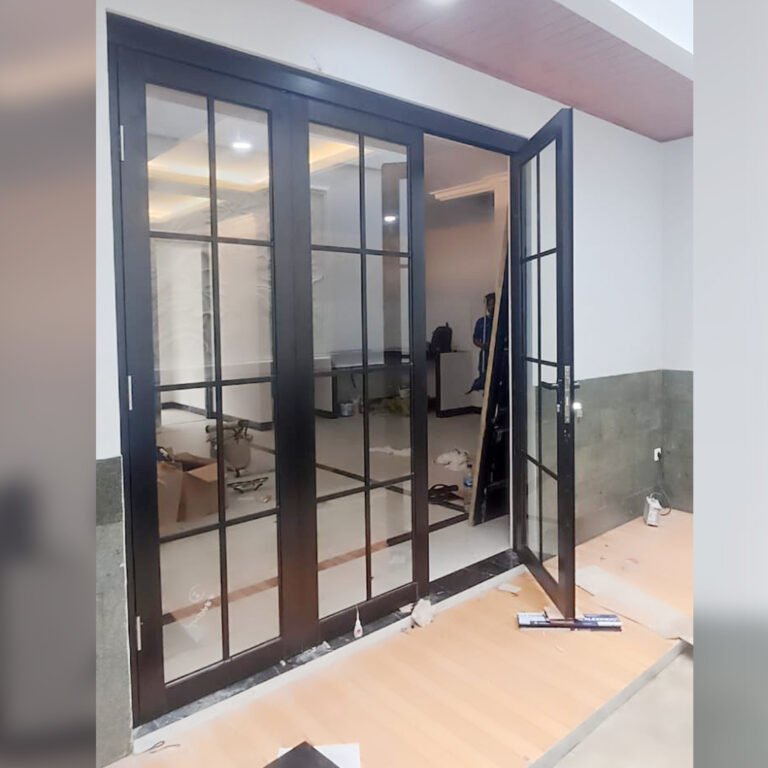 Pintu lipat 3 daun