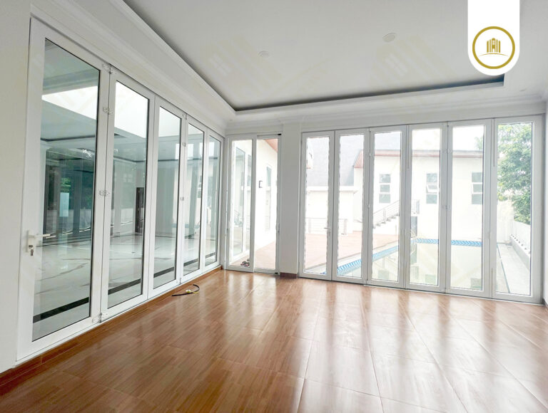 5 Gaya, 1 Solusi “Pintu UPVC untuk Menyempurnakan Rumah Modern Anda”